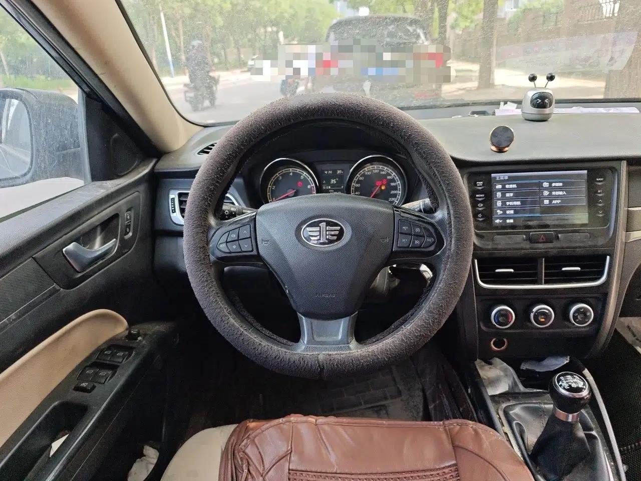 Bestune B30 2016 1.6L manual luxury version — миниатюра 10