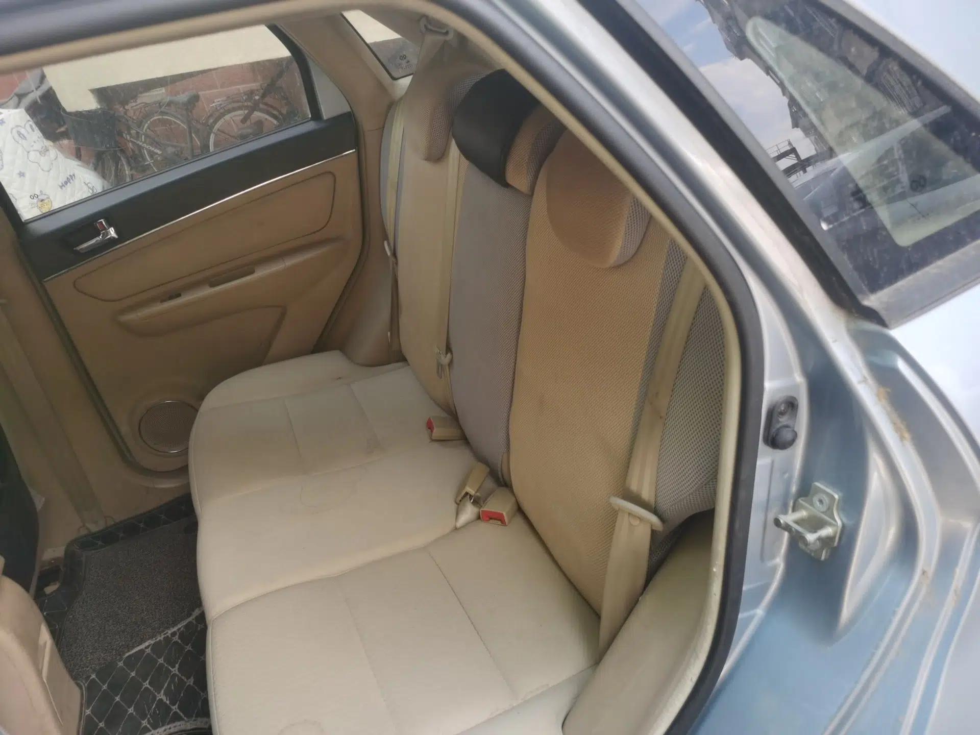 BAIC E Series 2012 Hatchback 1.3L Manual Liking Edition — миниатюра 17