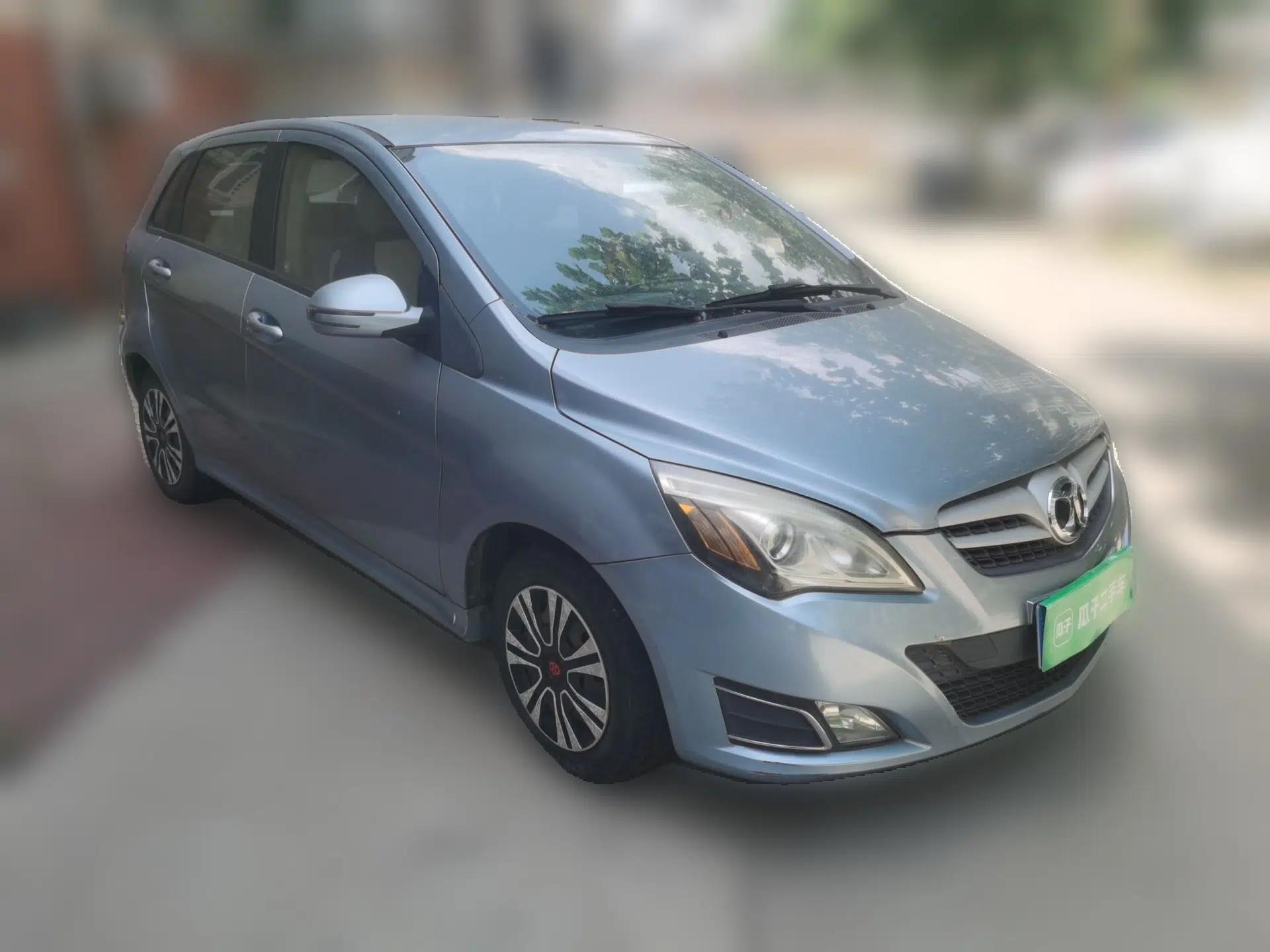 BAIC E Series 2012 Hatchback 1.3L Manual Liking Edition — миниатюра 3