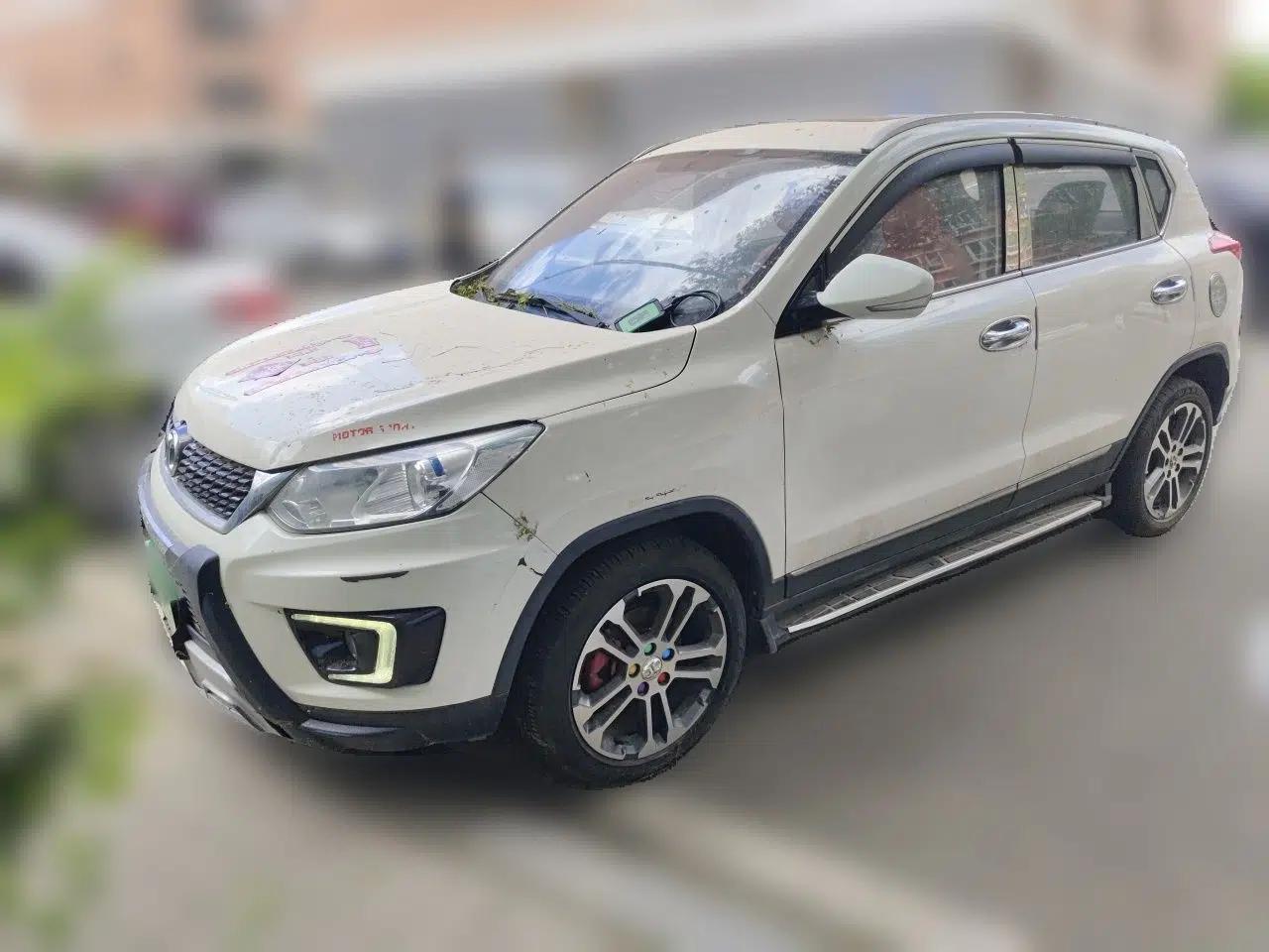 BAIC Senova X35 2016 1.5L Manual Luxury Edition — миниатюра 1
