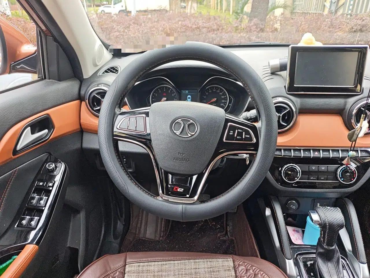 BAIC Senova X35 2016 1.5L Automatic Luxury Edition — миниатюра 10