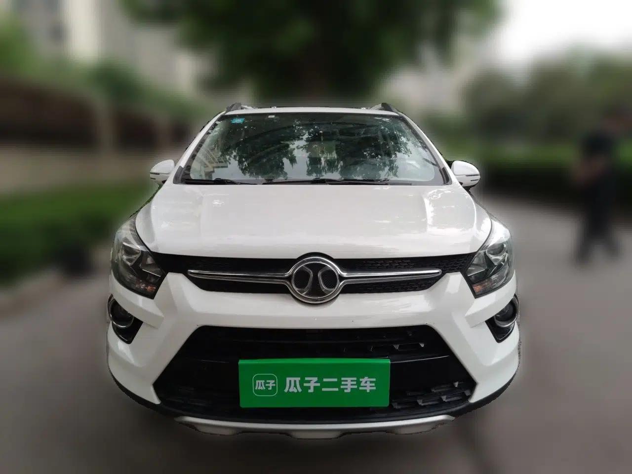 BAIC Senova X25 2015 1.5L Manual Elite Edition — миниатюра 2