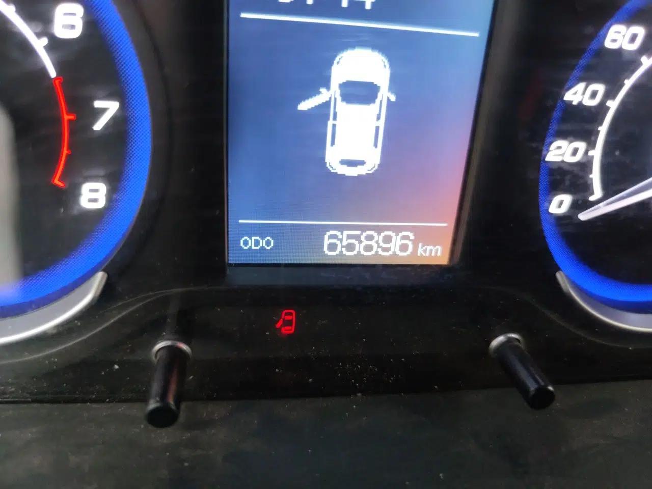 BAIC Senova X25 2015 1.5L Manual Elite Edition — миниатюра 16