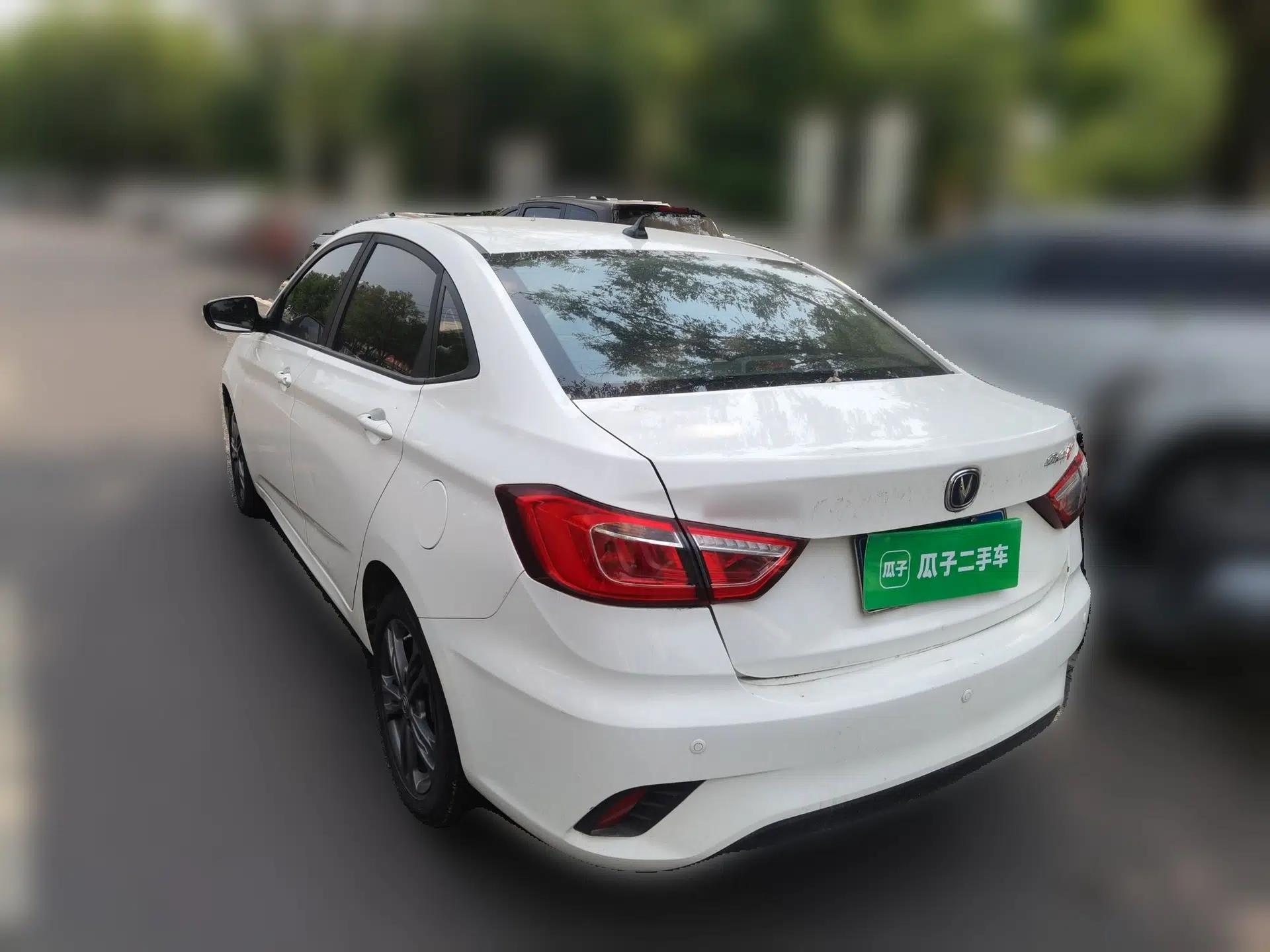 CHANGAN Eado DT 2019 1.6L Manual Comfort Model China VI Standard — миниатюра 4