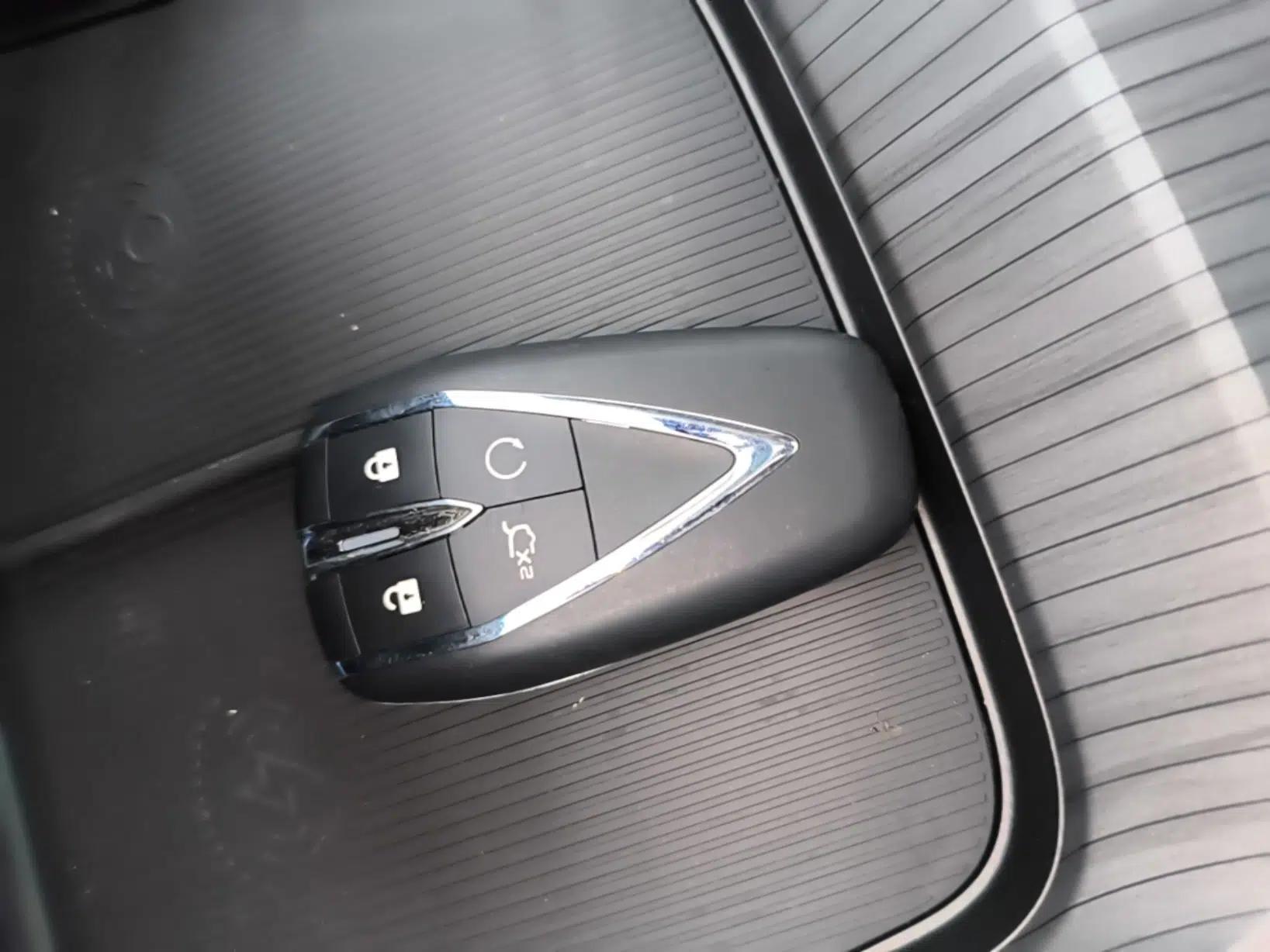 CHANGAN Eado PHEV 2025 Smart New Blue Whale 145KM Battleship Edition — миниатюра 28