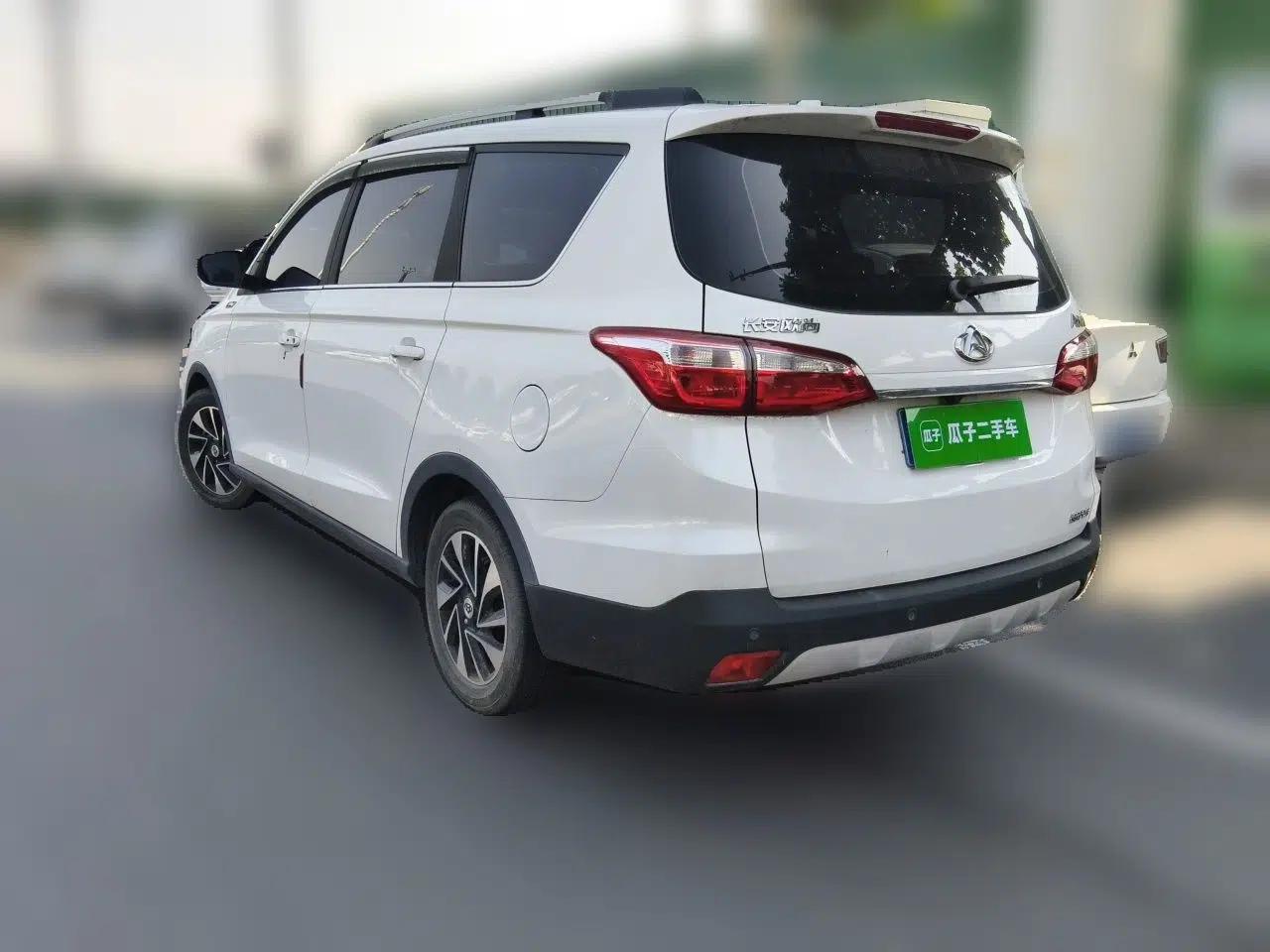 CHANGAN OSHAN A800 2017 1.5T Manual Luxury Model — миниатюра 4