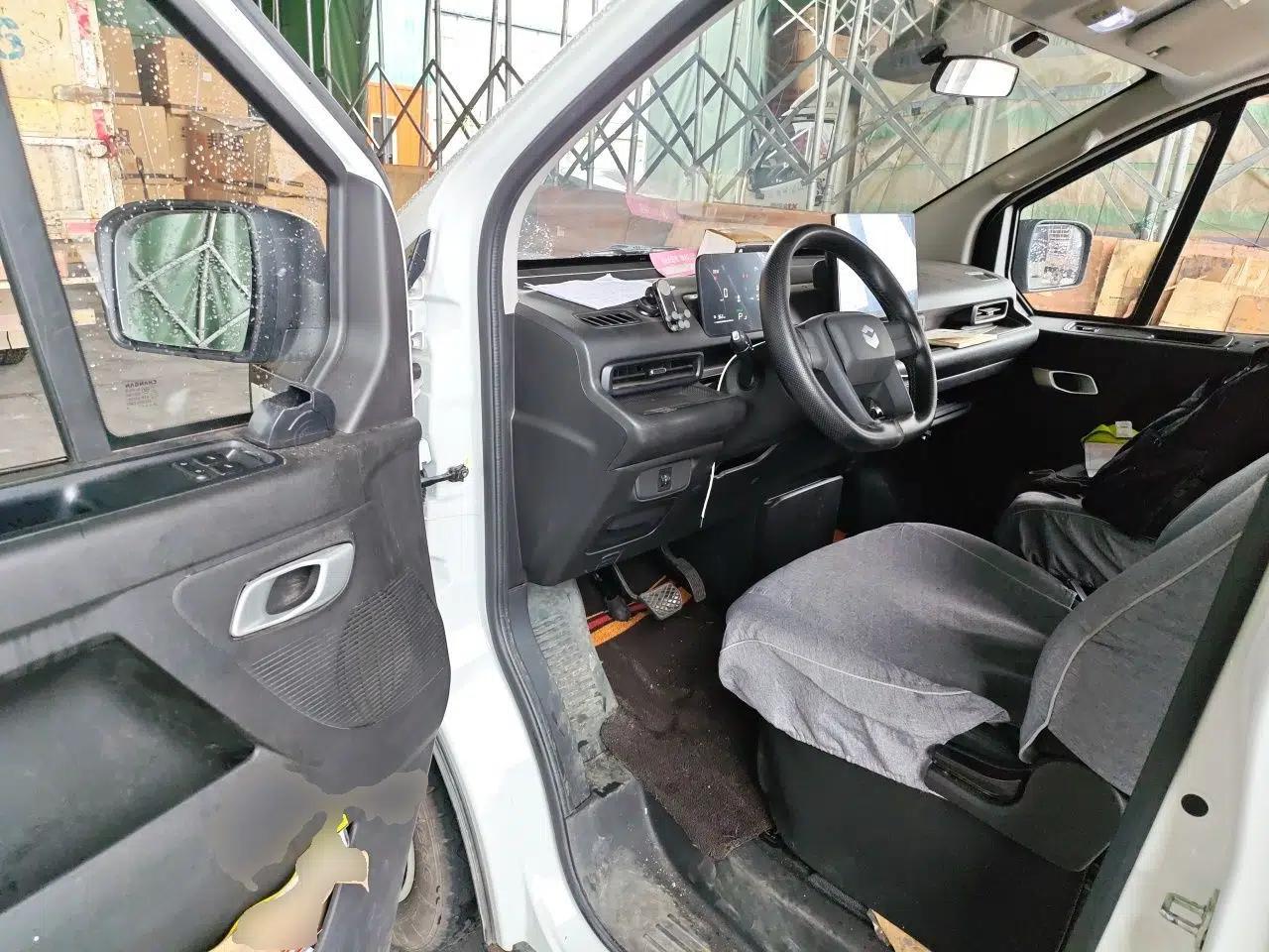 CHANGAN KAICHENG V919 2025 Model, Glory Edition, Golden Shield 50 kWh, Short Wheelbase, Low Roof, Elite Version, 6 Seats — миниатюра 16