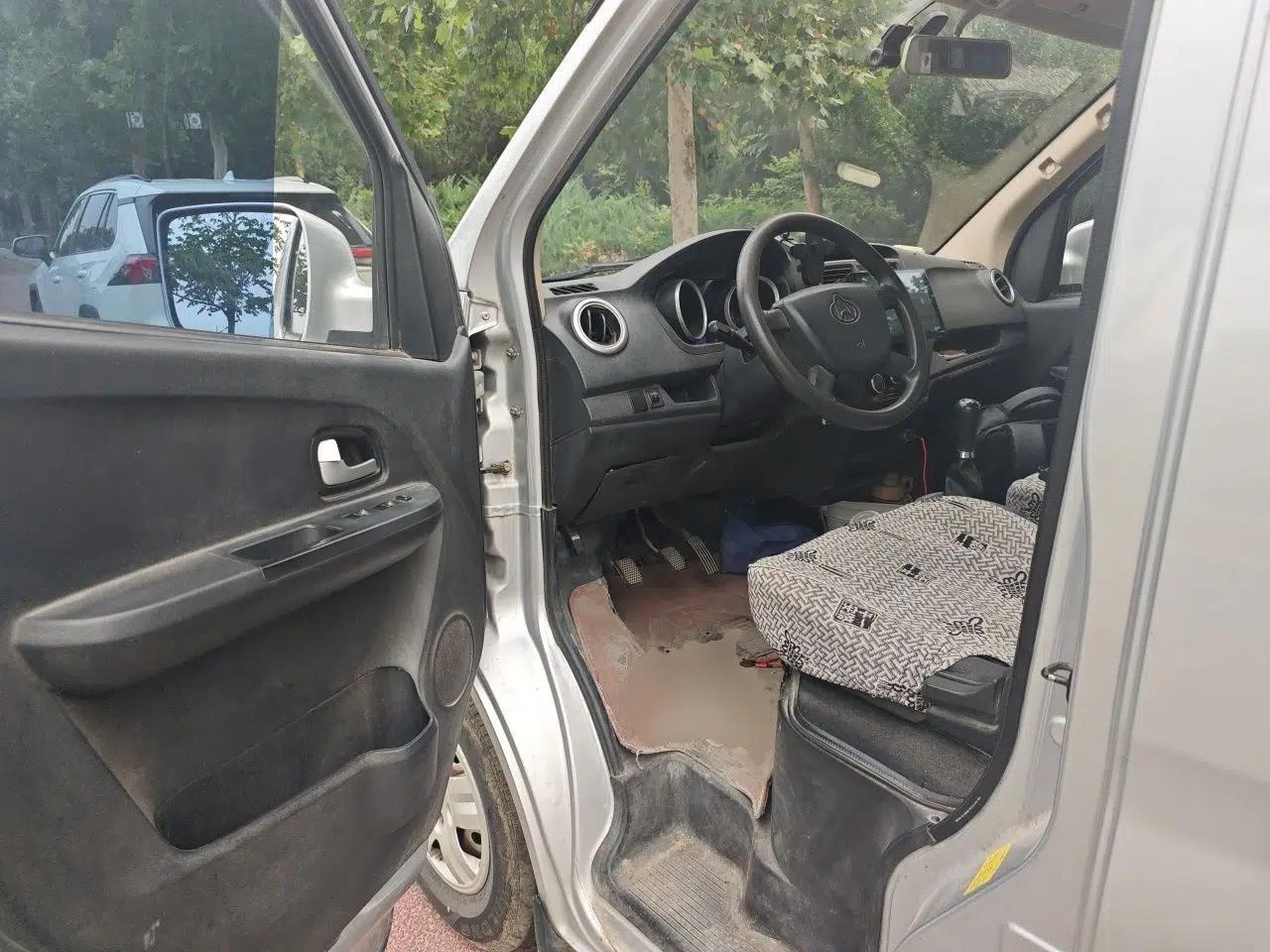 CHANGAN KUAYUE V5 1.5L manual 6-seater Changan Ruixing M60 — миниатюра 16