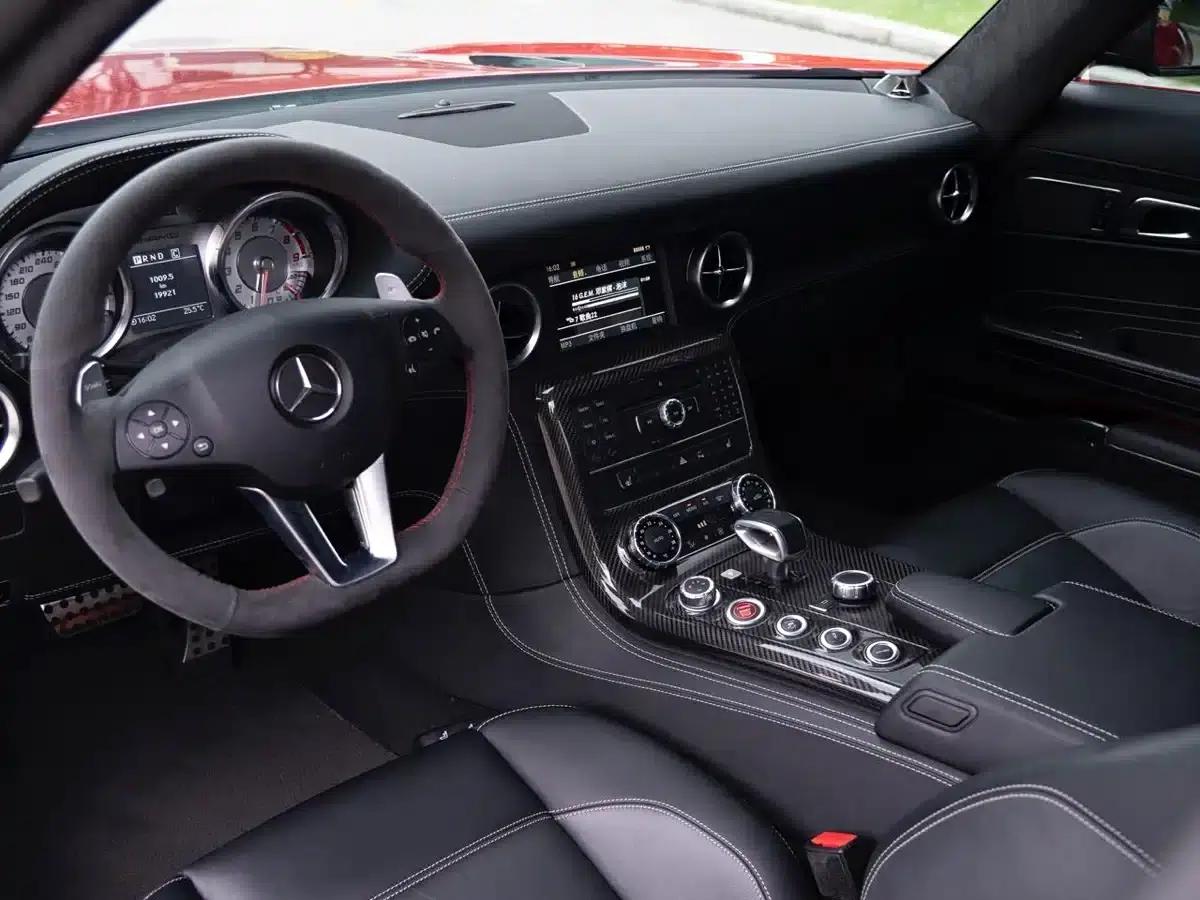 2011 Mercedes-Benz SLS AMG — миниатюра 12