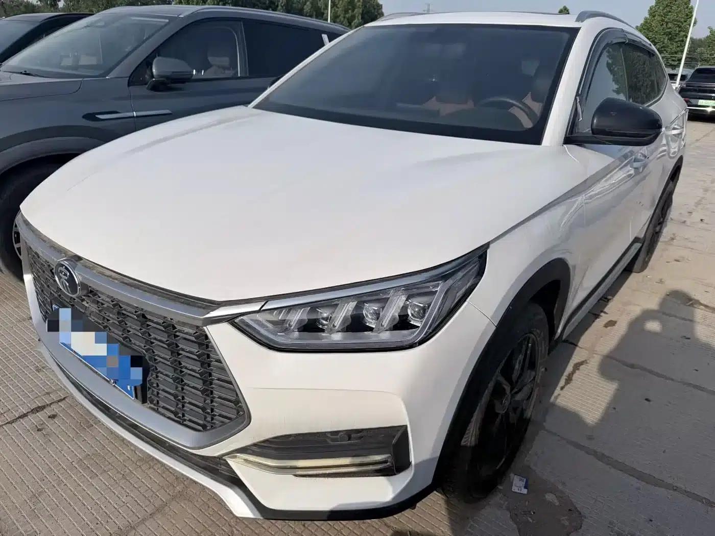 Song PLUS 2020 1.5T Automatic Deluxe Edition — миниатюра 1