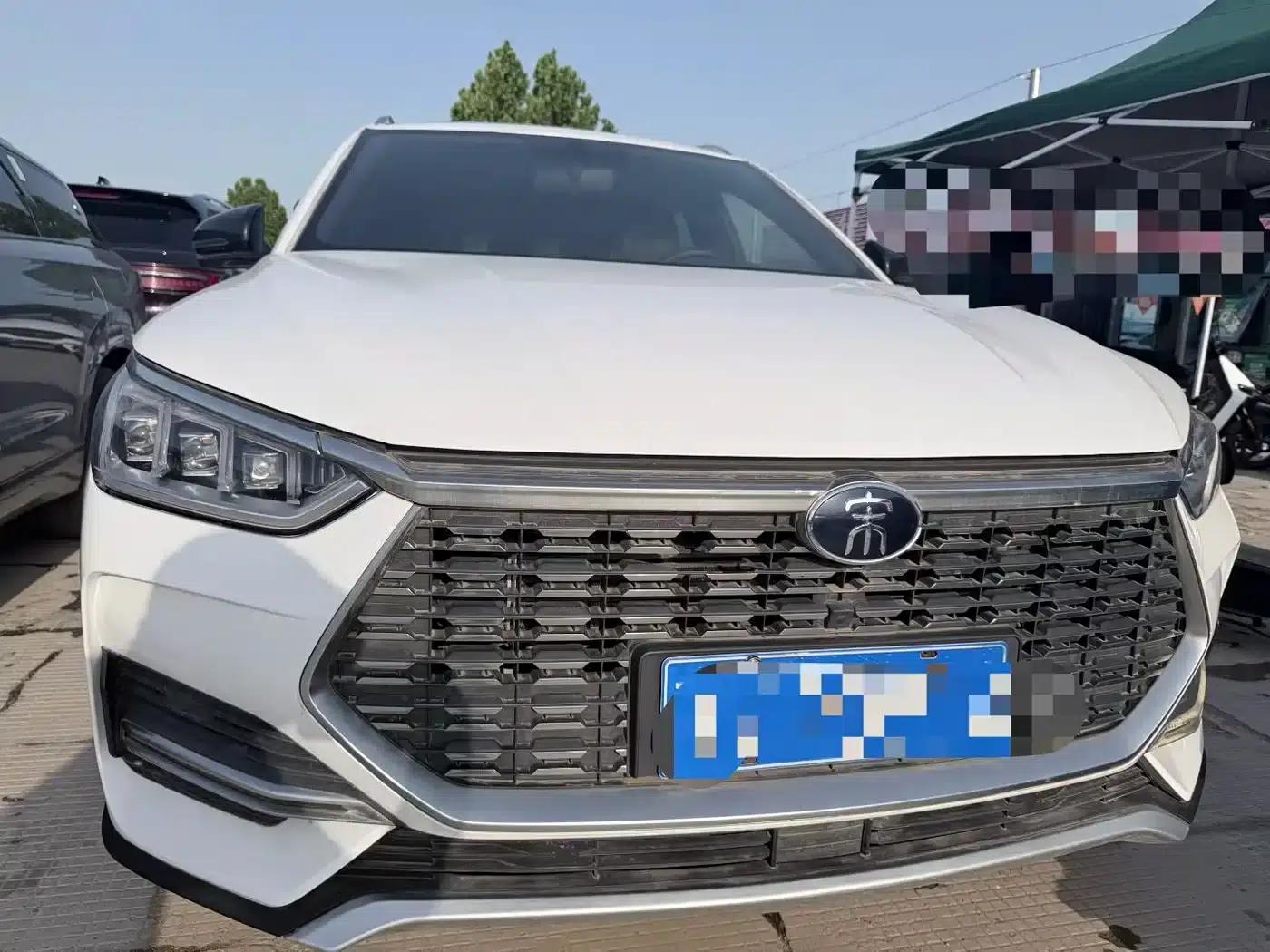 Song PLUS 2020 1.5T Automatic Deluxe Edition — миниатюра 2