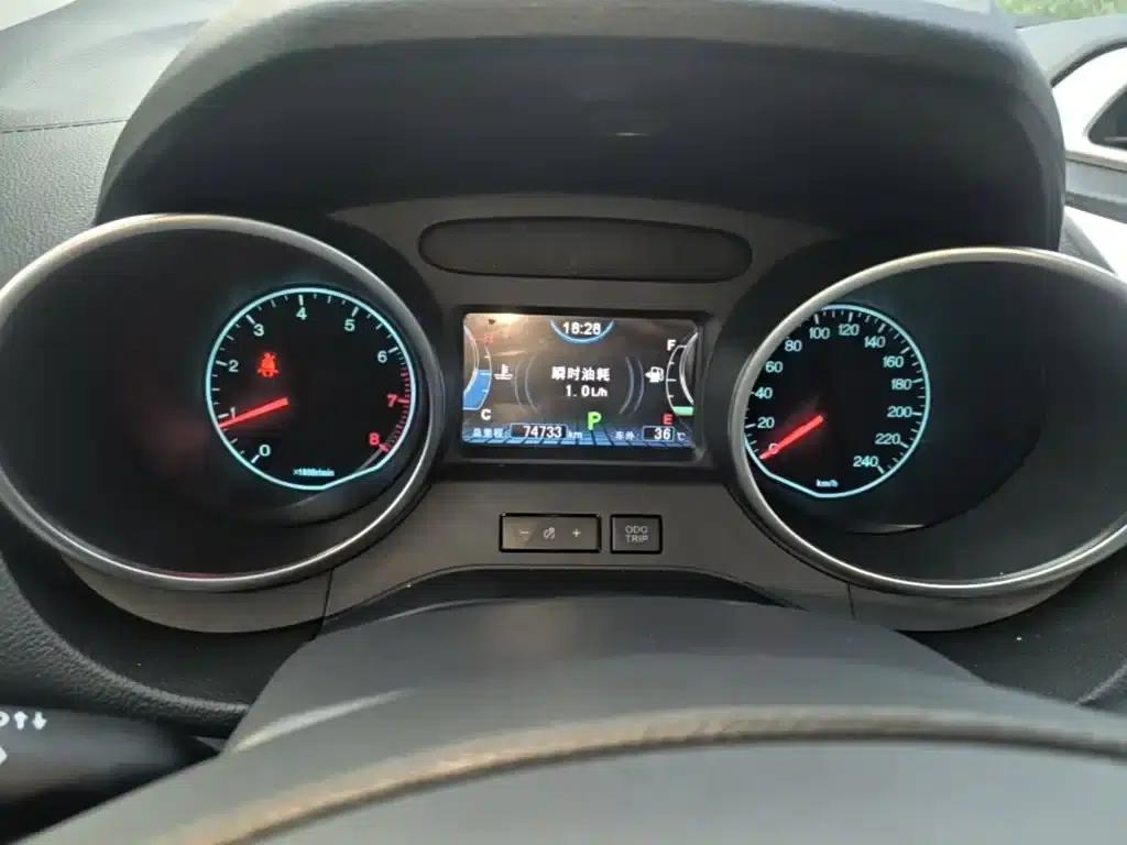 2017 Yuan 1.5L Automatic Cool Connected Edition — миниатюра 12