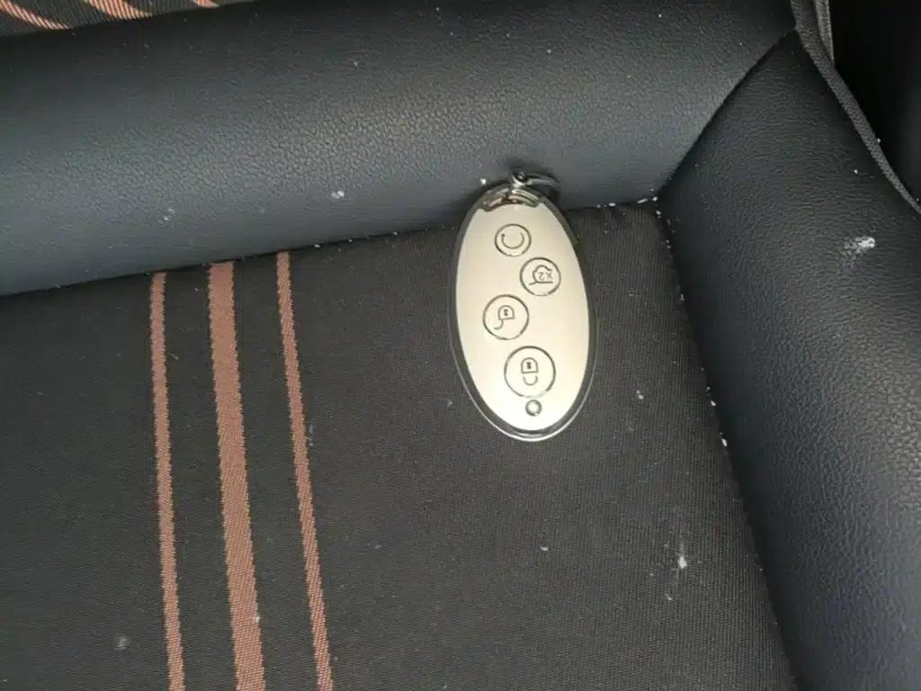 2017 Yuan 1.5L Automatic Cool Connected Edition — миниатюра 9