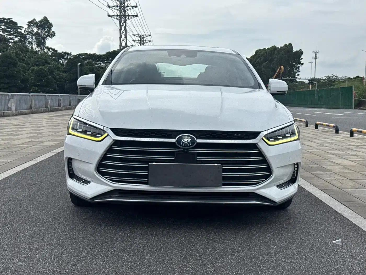 Qin Pro New Energy 2019 DM Super Edition 1.5TI Automatic Intelligent Connected Powerful Model (National VI Emission Standard) — миниатюра 2