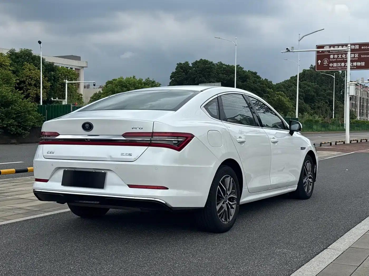 Qin Pro New Energy 2019 DM Super Edition 1.5TI Automatic Intelligent Connected Powerful Model (National VI Emission Standard) — миниатюра 5