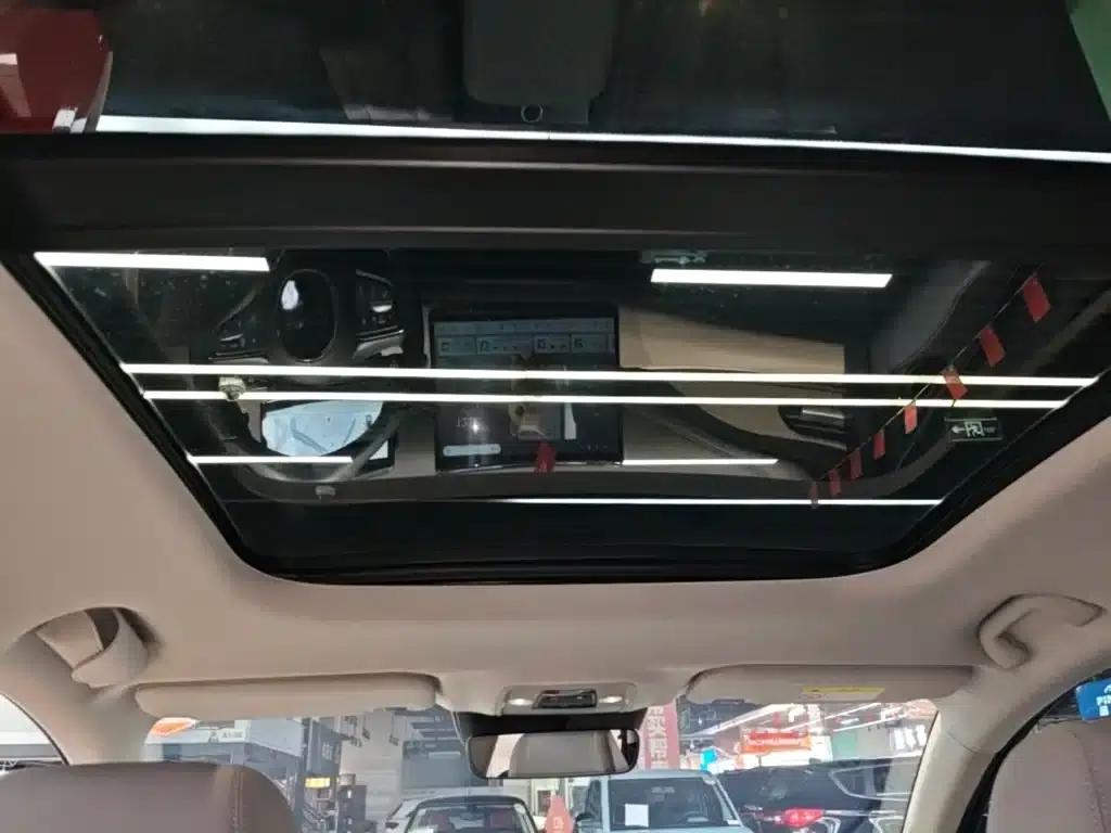 Seal 06 DM-i Touring Edition 2025 DM-i 150KM Flagship Model — миниатюра 18