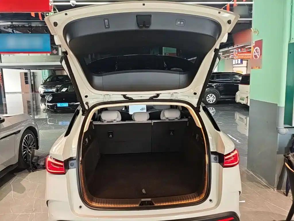 Seal 06 DM-i Touring Edition 2025 DM-i 150KM Flagship Model — миниатюра 19