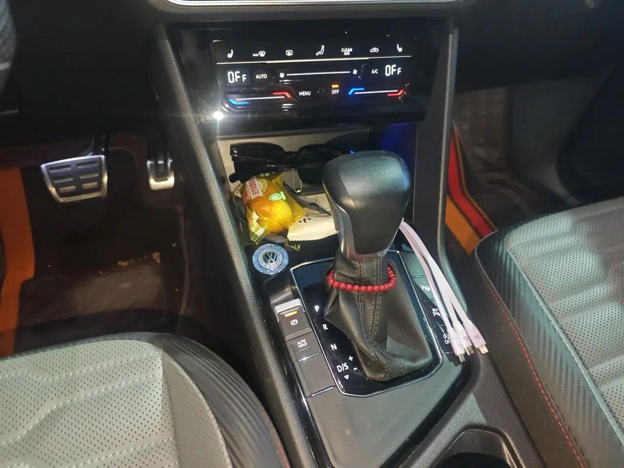 Volkswagen Tiguan X 2022 330TSI Two-Wheel-Drive Flagship Edition — миниатюра 14