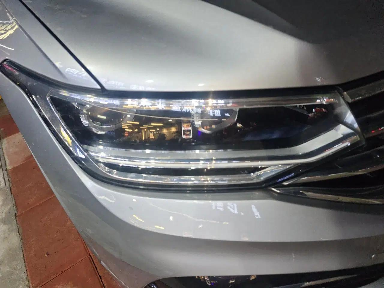 Volkswagen Tiguan X 2022 330TSI Two-Wheel-Drive Flagship Edition — миниатюра 7