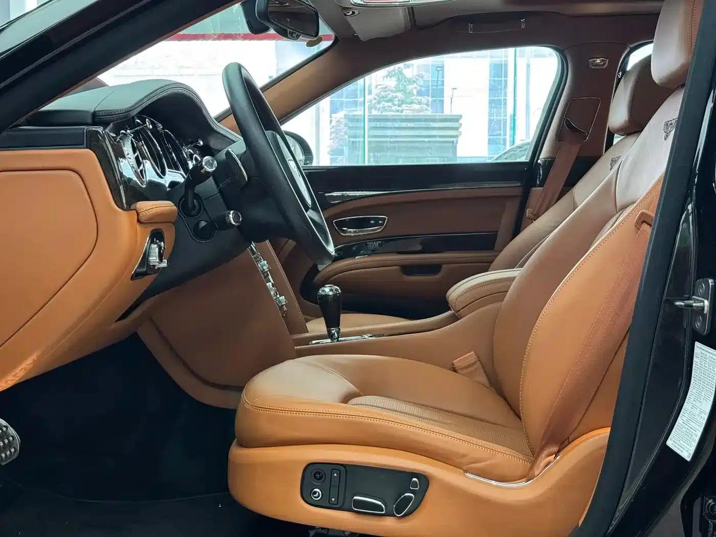 Mulsanne 2011 6.8T Luxury Edition — миниатюра 15