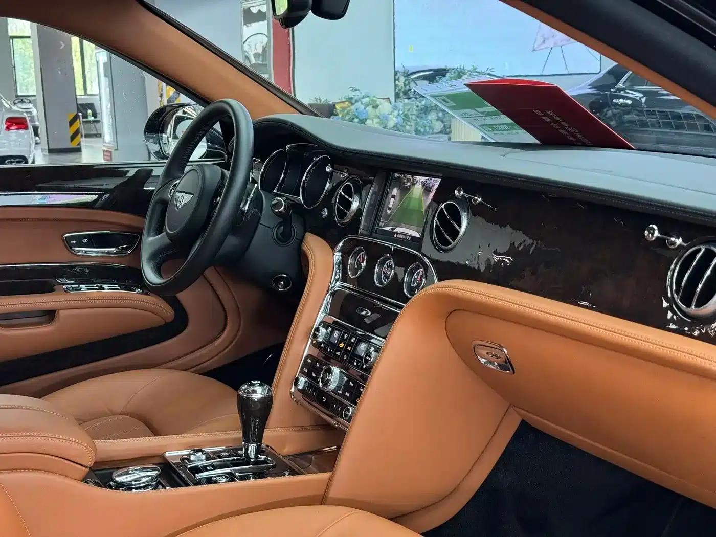 Mulsanne 2011 6.8T Luxury Edition — миниатюра 9