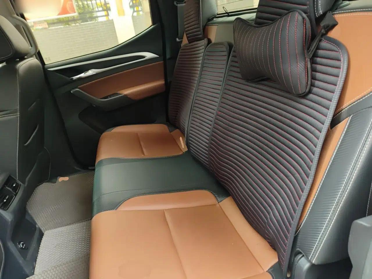 SAIC MAXUS T70 2021 2.0T Diesel Automatic Two-Wheel Drive Elite Version with Long Bed and High Ground Clearance — миниатюра 17