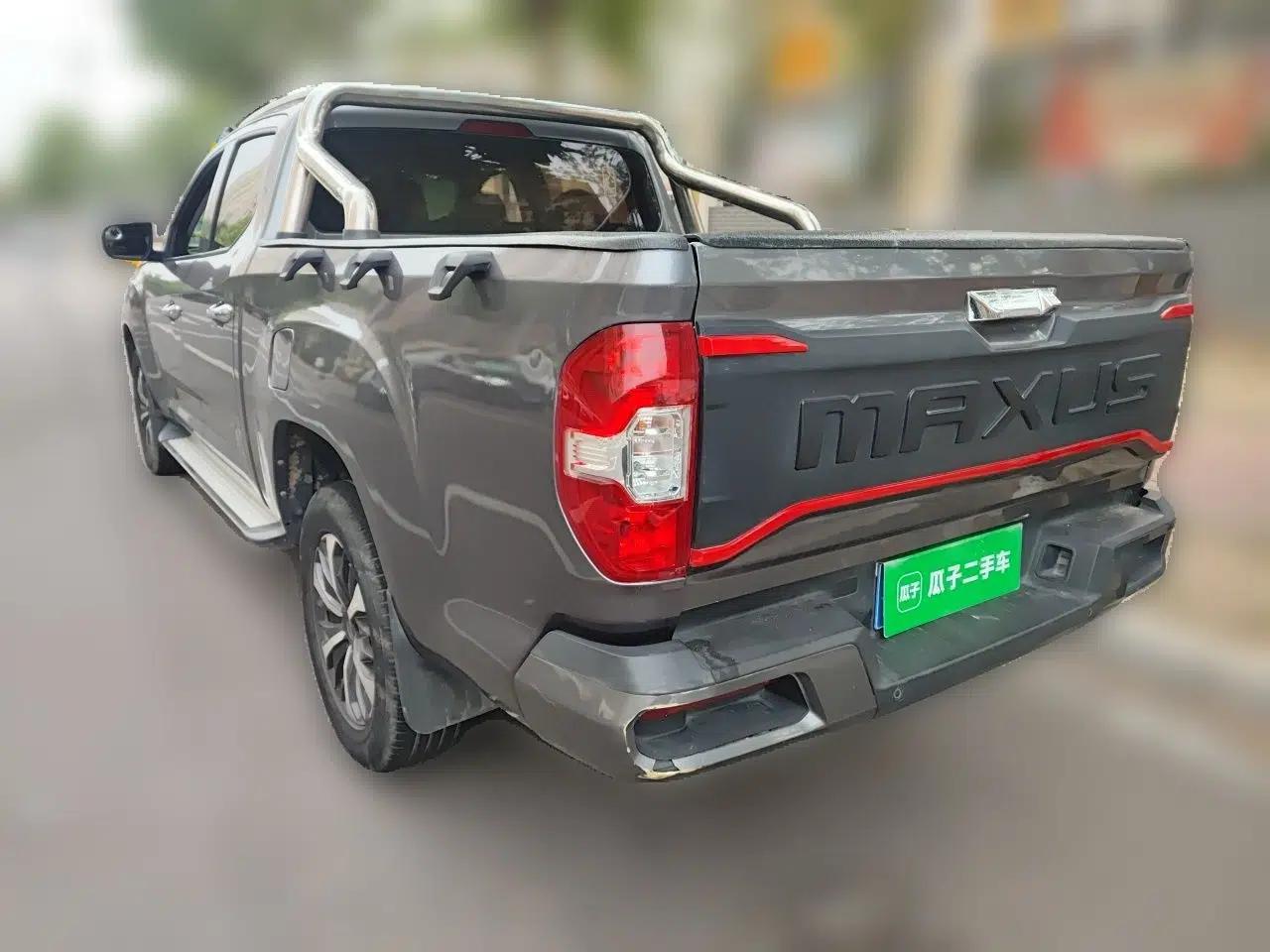 SAIC MAXUS T70 2021 2.0T Diesel Automatic Two-Wheel Drive Elite Version with Long Bed and High Ground Clearance — миниатюра 4