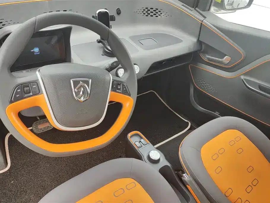 Baojun E100 2019 Model 250KM Smart Edition — миниатюра 11
