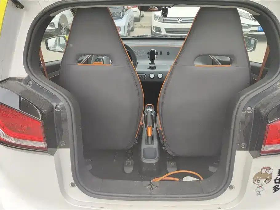 Baojun E100 2019 Model 250KM Smart Edition — миниатюра 3