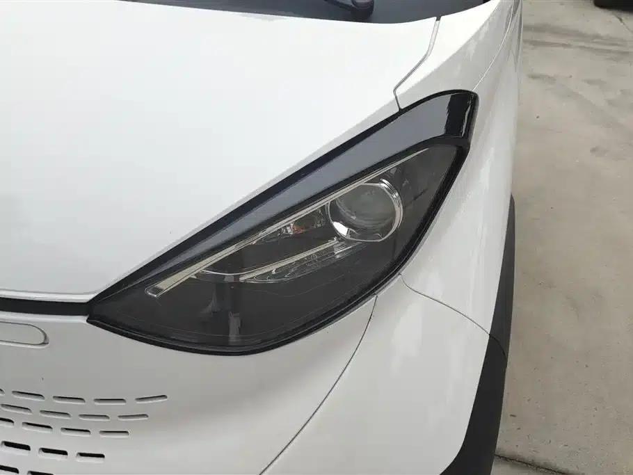 Baojun E100 2019 Model 250KM Smart Edition — миниатюра 4
