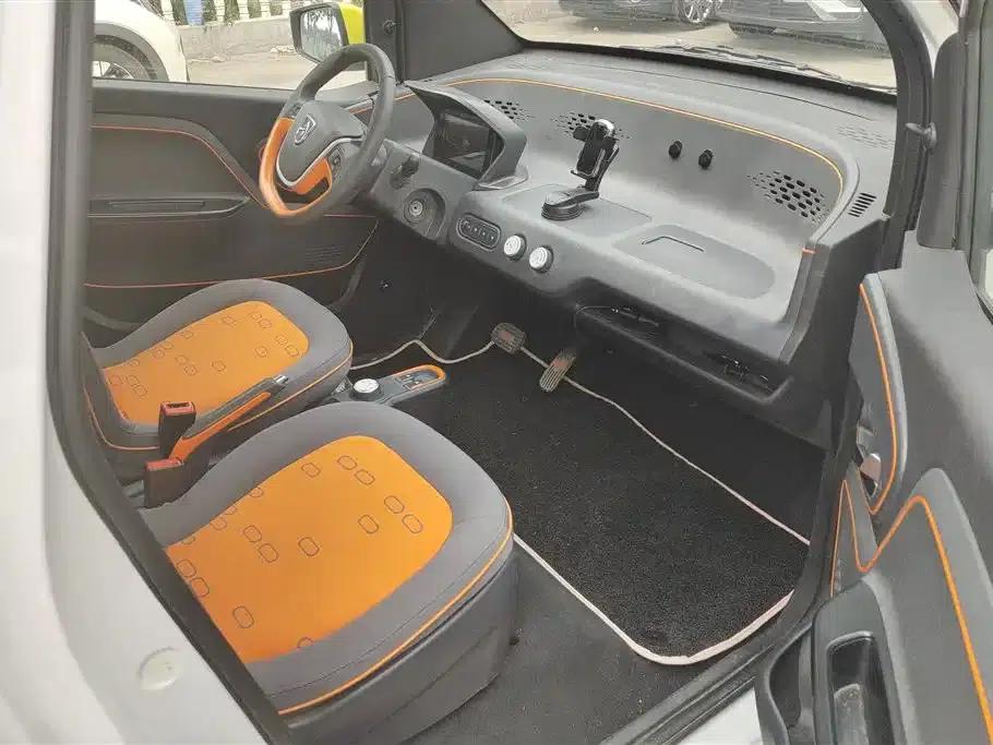 Baojun E100 2019 Model 250KM Smart Edition — миниатюра 7