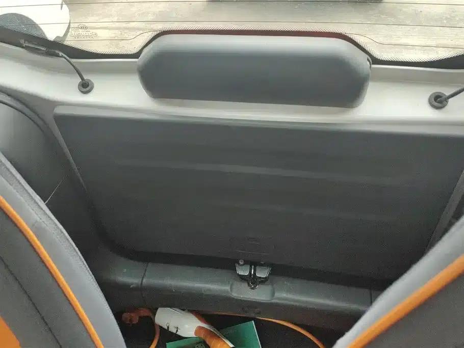 Baojun E100 2019 Model 250KM Smart Edition — миниатюра 10