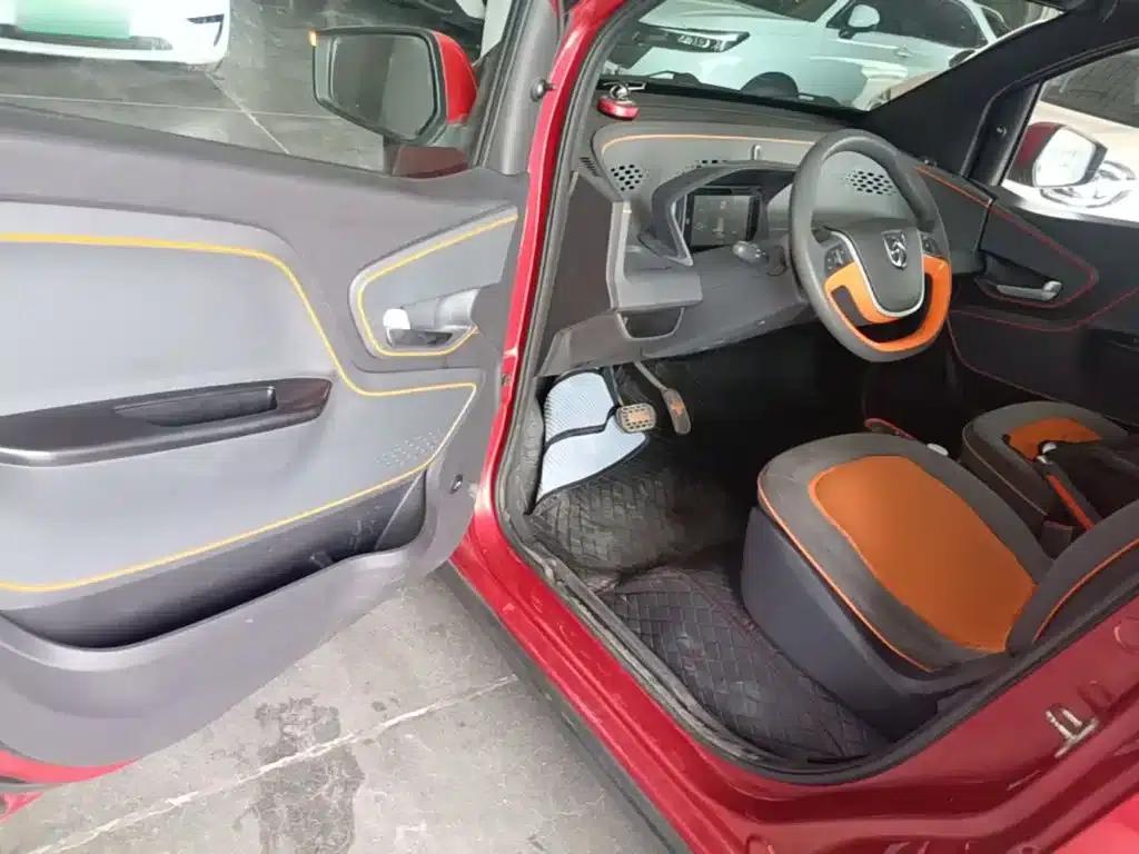 Baojun E100 2020 Model 305KM Smart Edition — миниатюра 16