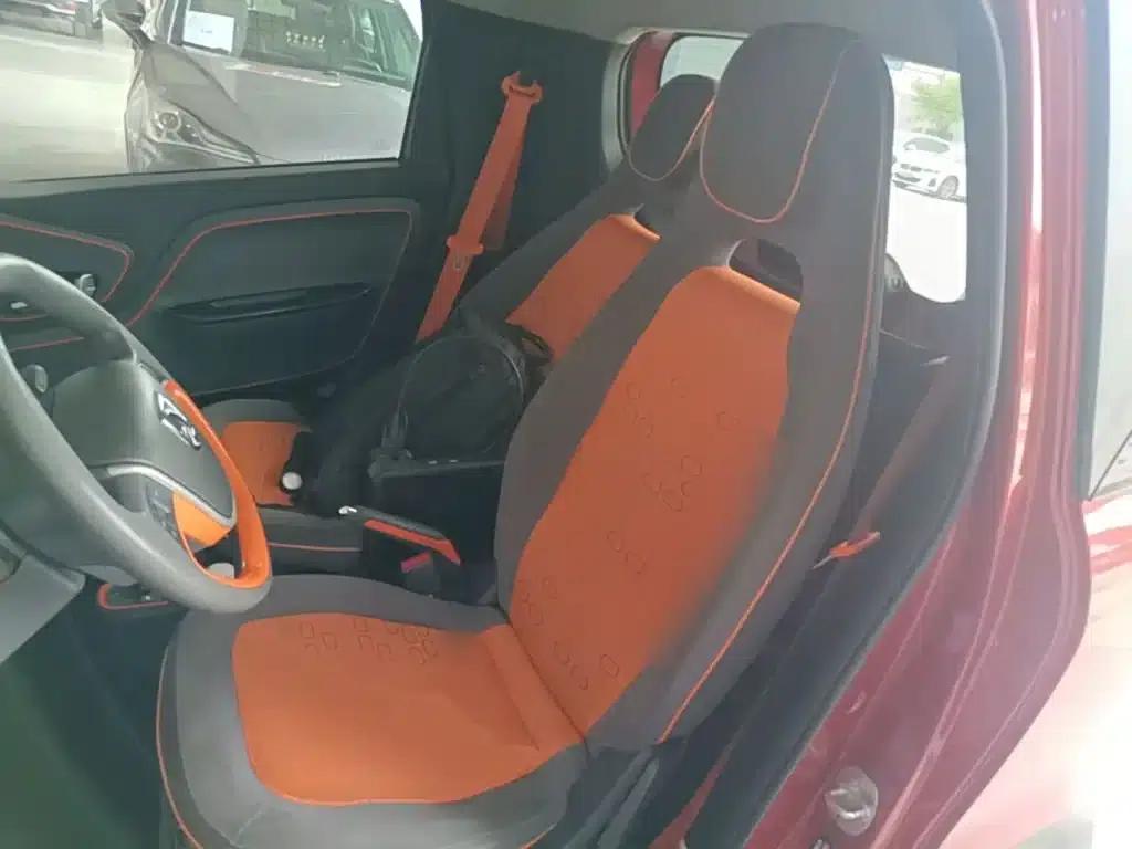 Baojun E100 2020 Model 305KM Smart Edition — миниатюра 17