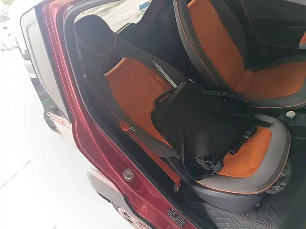 Baojun E100 2020 Model 305KM Smart Edition — миниатюра 25