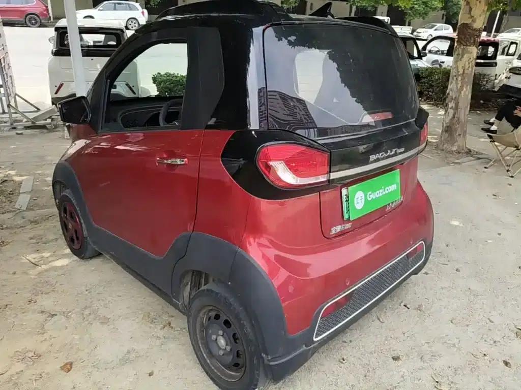 Baojun E100 2019 Model 250KM Smart Edition — миниатюра 5