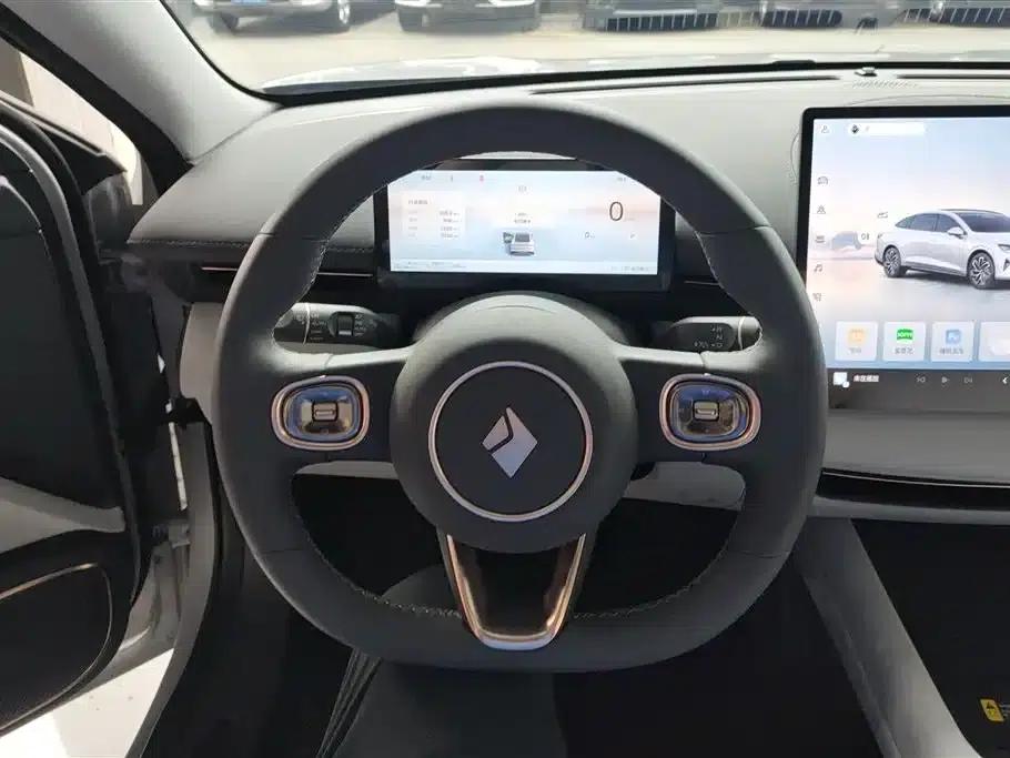 Baojun Enjoy 2025 Plug-in Hybrid 140km/h Special Edition — миниатюра 14