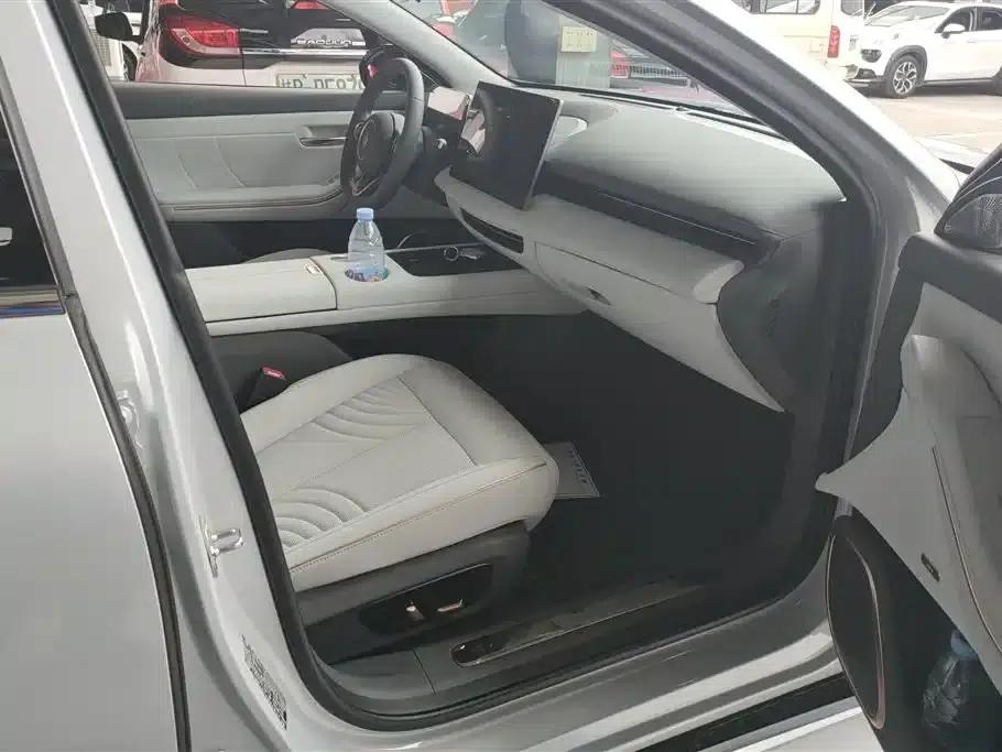 Baojun Enjoy 2025 Plug-in Hybrid 140km/h Special Edition — миниатюра 8