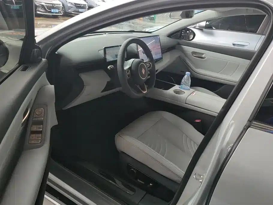 Baojun Enjoy 2025 Plug-in Hybrid 140km/h Special Edition — миниатюра 9