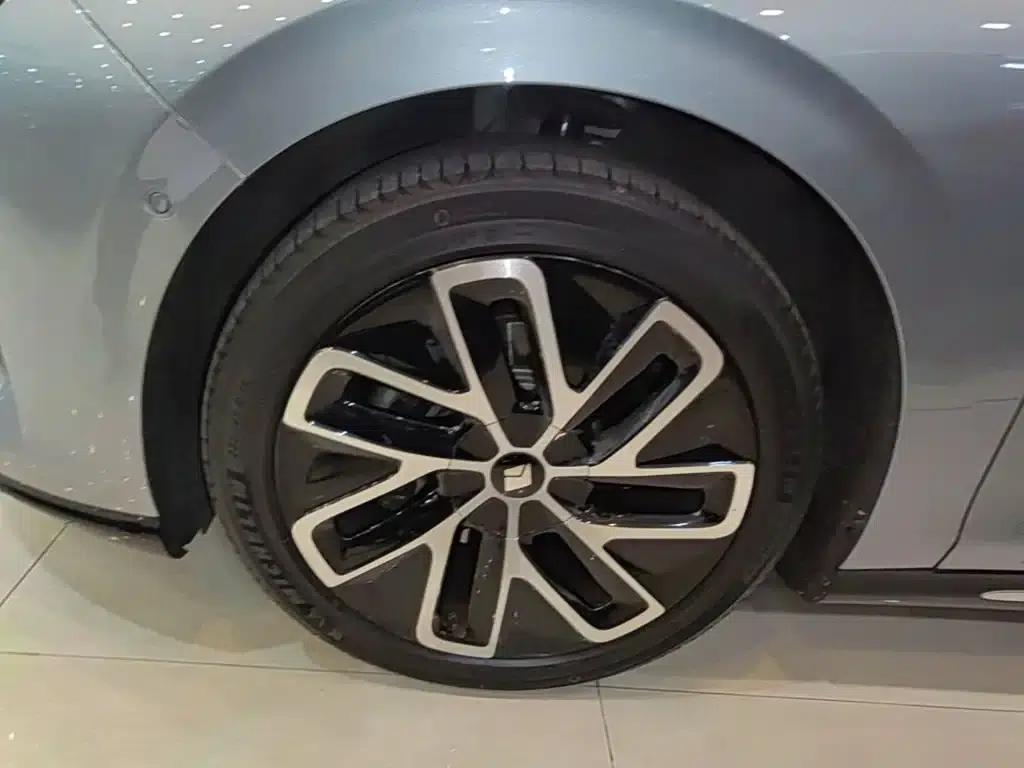 Baojun Enjoy 2025 Pure Electric 600km Luxury Edition — миниатюра 23