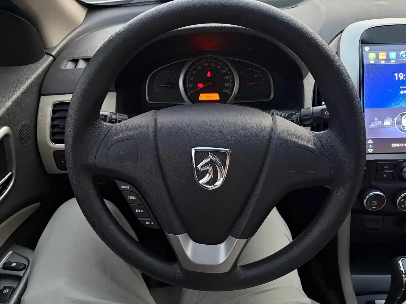 Baojun 630 2012 1.5L DVVT Automatic Comfort Model — миниатюра 16