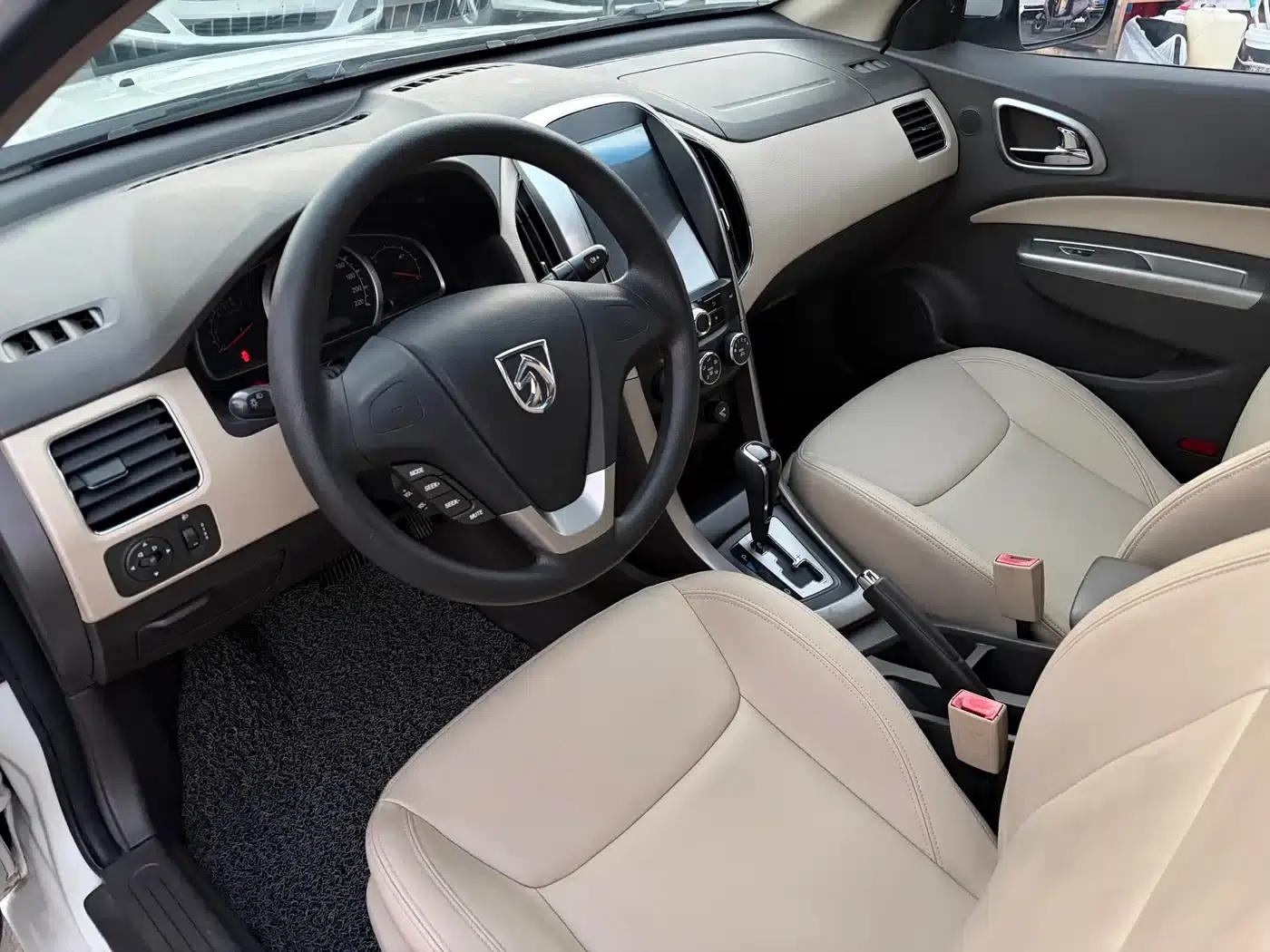 Baojun 630 2012 1.5L DVVT Automatic Comfort Model — миниатюра 8