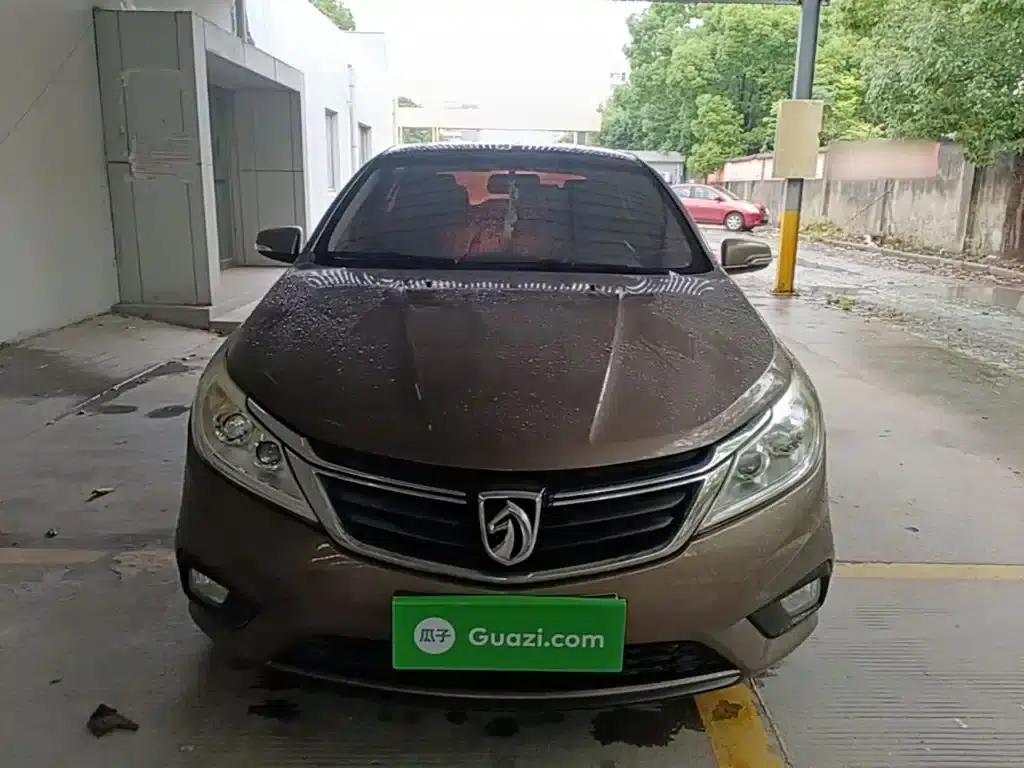 Baojun 630 2016 1.5L Manual Comfort Model — миниатюра 3