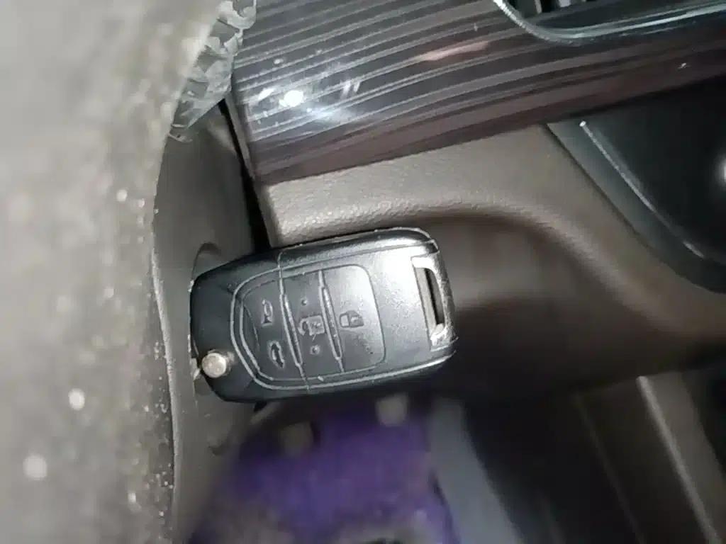 Baojun 630 2016 1.5L Manual Comfort Model — миниатюра 9