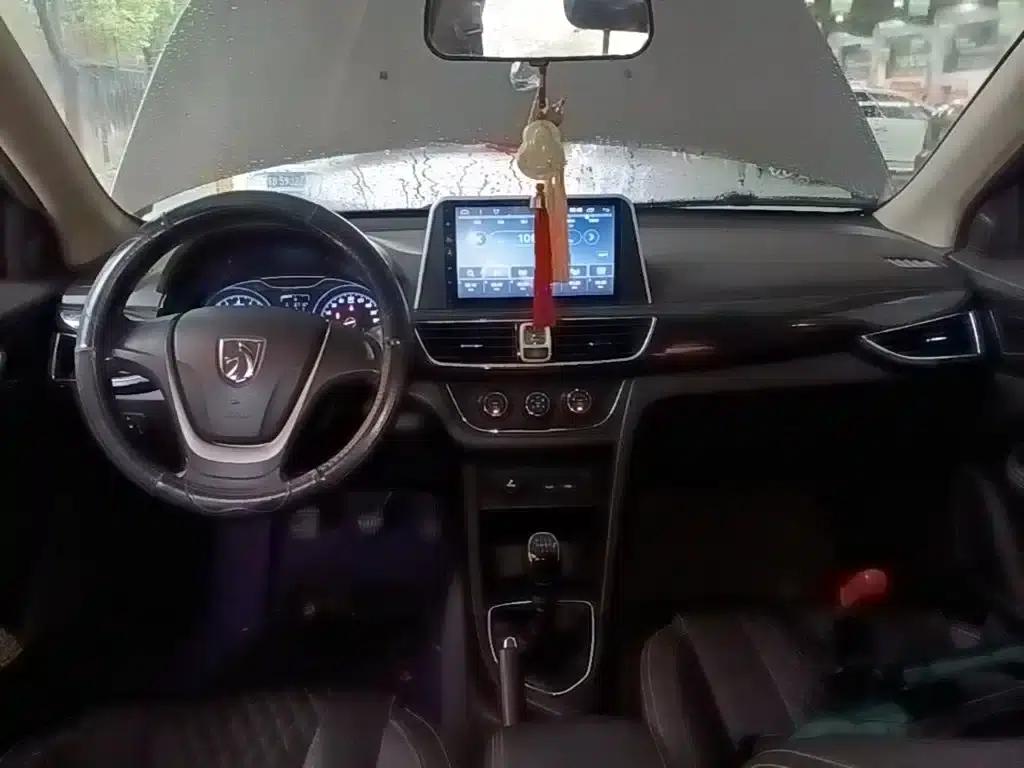 Baojun 630 2016 1.5L Manual Comfort Model — миниатюра 10