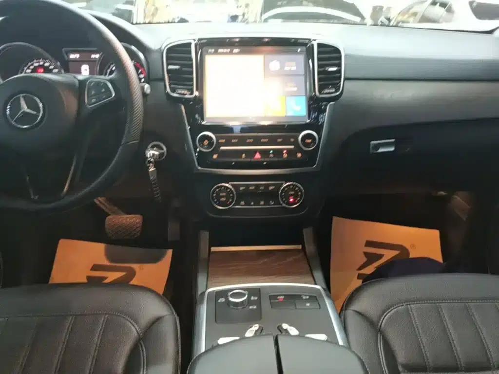 Beijing BJ90 2020 3.0T Navigator Edition — миниатюра 13