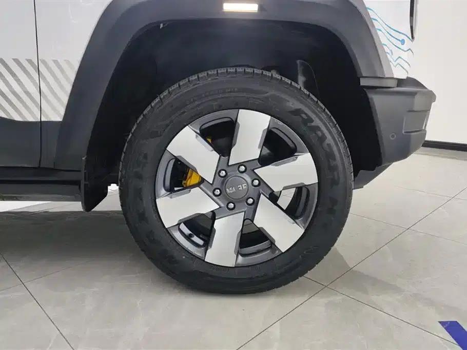 Beijing BJ40 Extended Range 2025 Advanced Edition — миниатюра 6