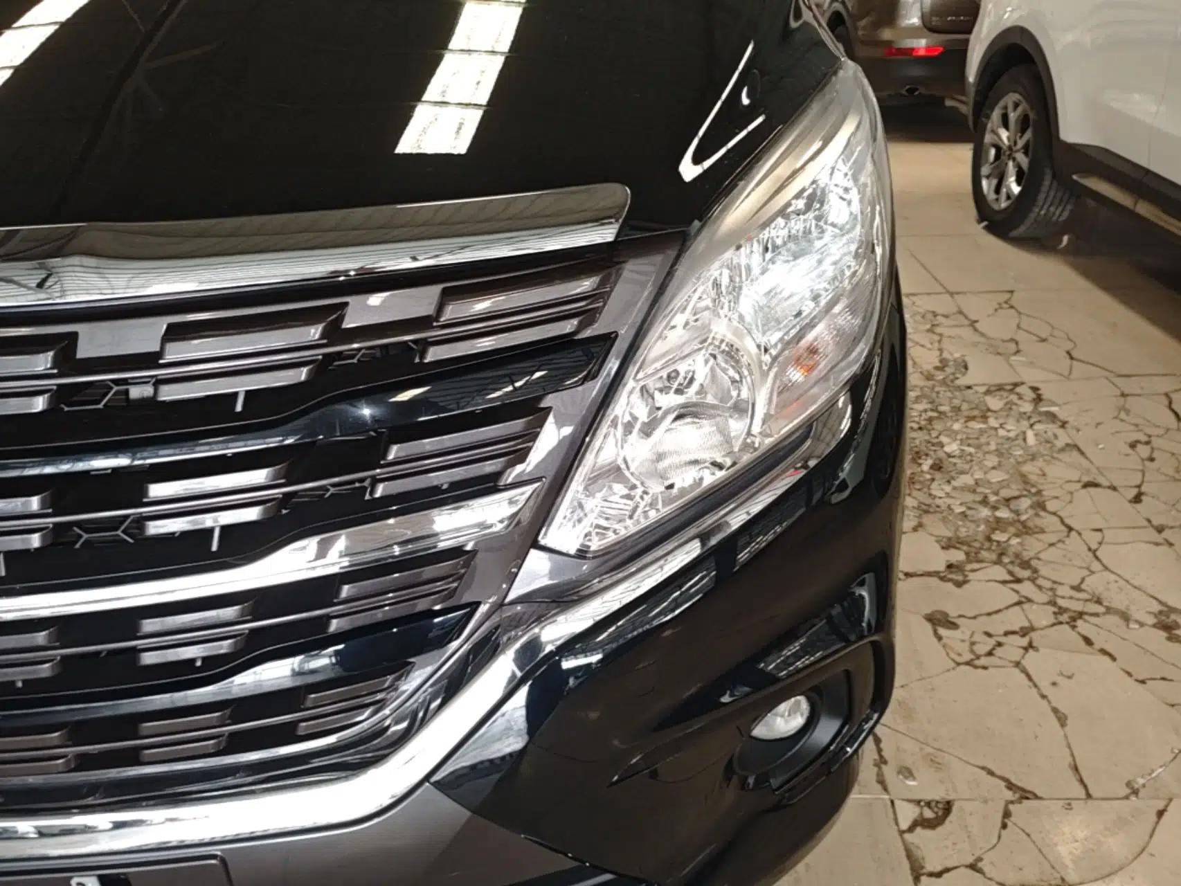 FORTHING Lingzhi PLUS 2025 Model 1.5T Manual Luxury Edition 7-seater — миниатюра 8