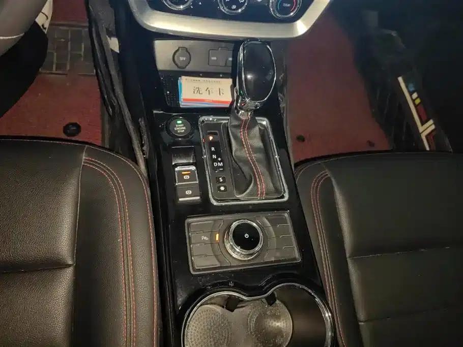 Beijing BJ20 2018 1.5T CVT Luxury Edition — миниатюра 16