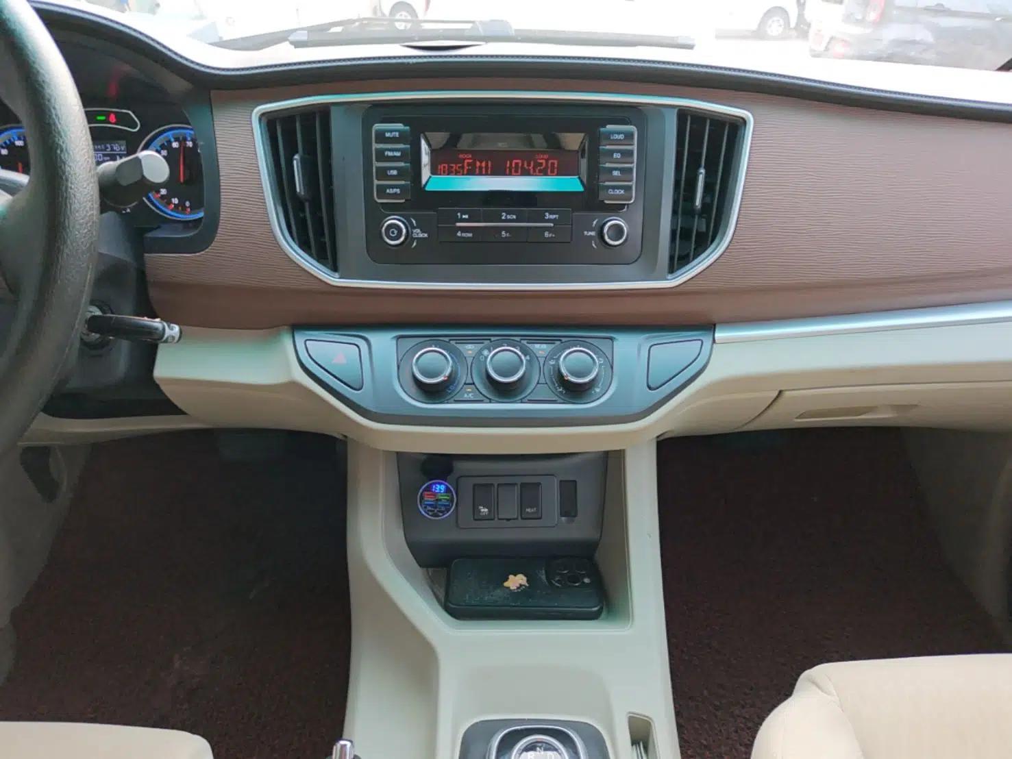 FORTHING Lingzhi M5 2020 Long-Range Version Comfort Model 7 Seats — миниатюра 15